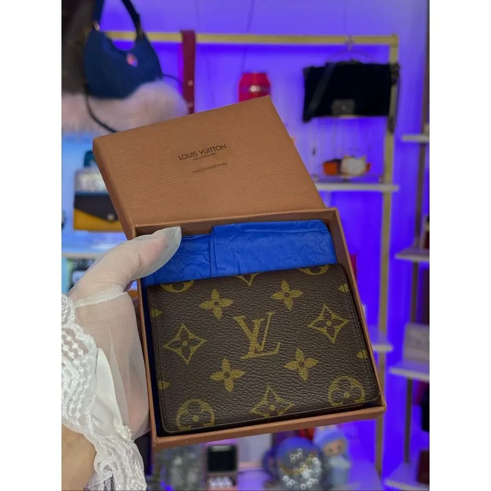 Rare Louis Vuitton Vintage Monogram Canvas Leather Card Holder/ID Wallet